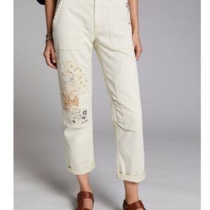 Anthropologie Pilcro Wanderer  Cream Cropped Jeans